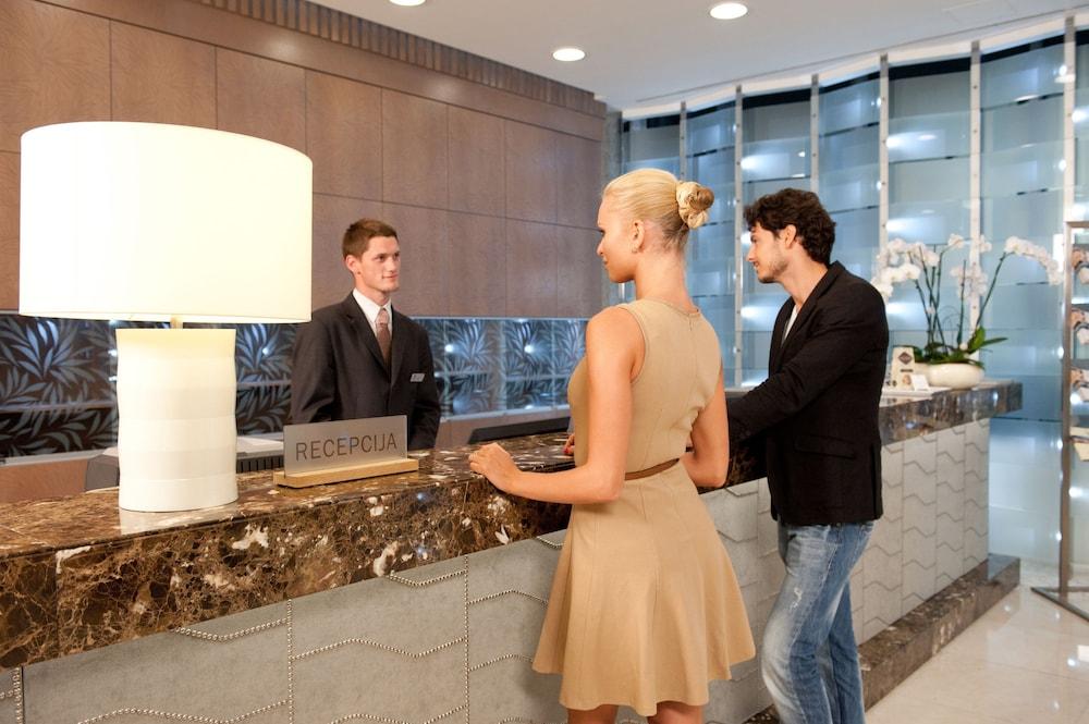 Hotel Zagreb - Health & Beauty Rogaška Slatina Екстериор снимка